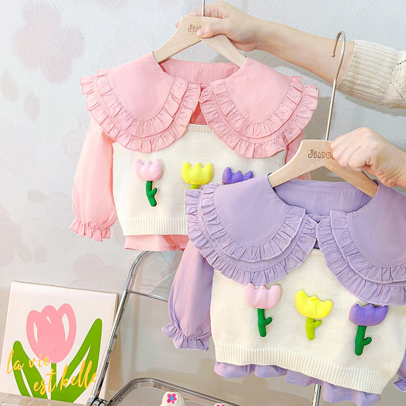 Floresça com Estilo: Conjunto Primavera para Bebê com Camiseta Floral.